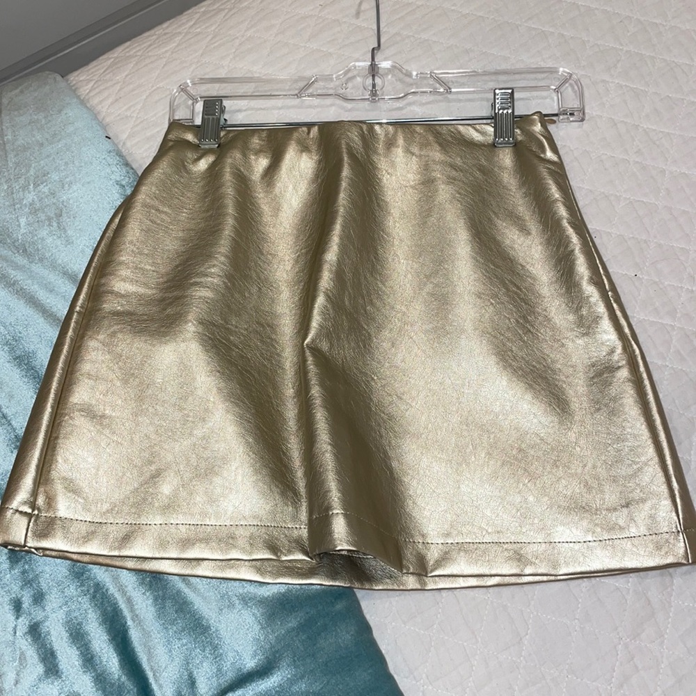 Gold skirt, new without tags!